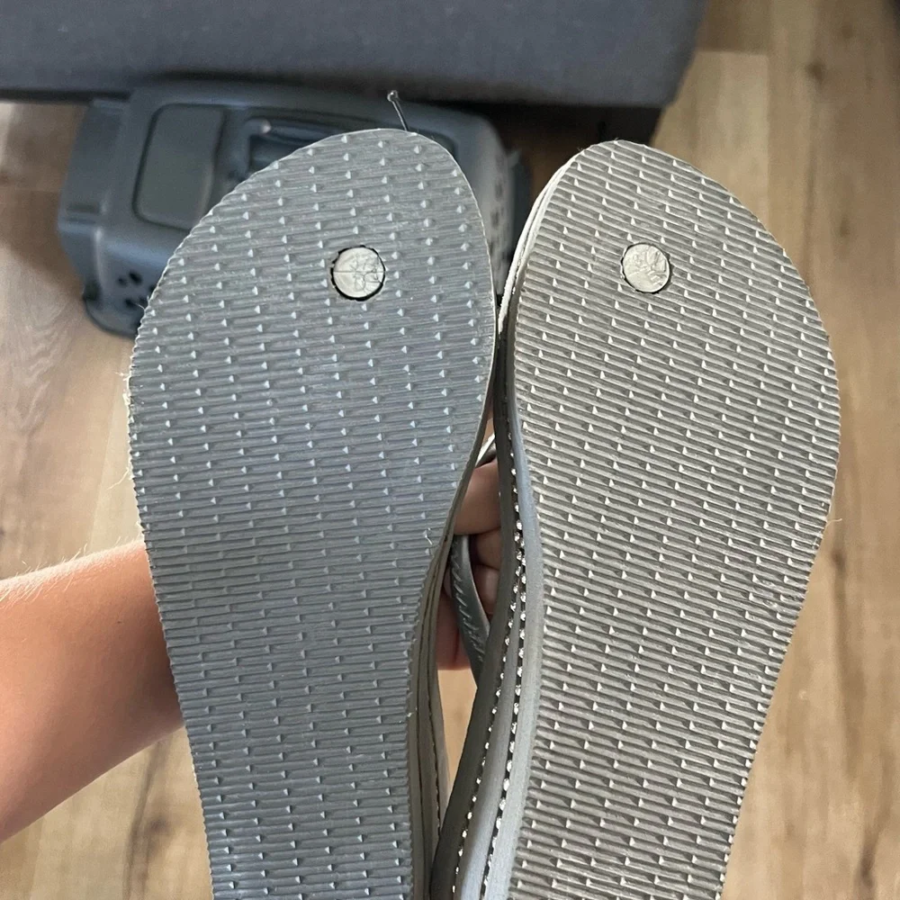 Vintage y2k Havaianas Gray Rhinestone-Trim Wedge Sandals